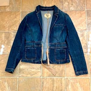 Women’s blue Jean jacket